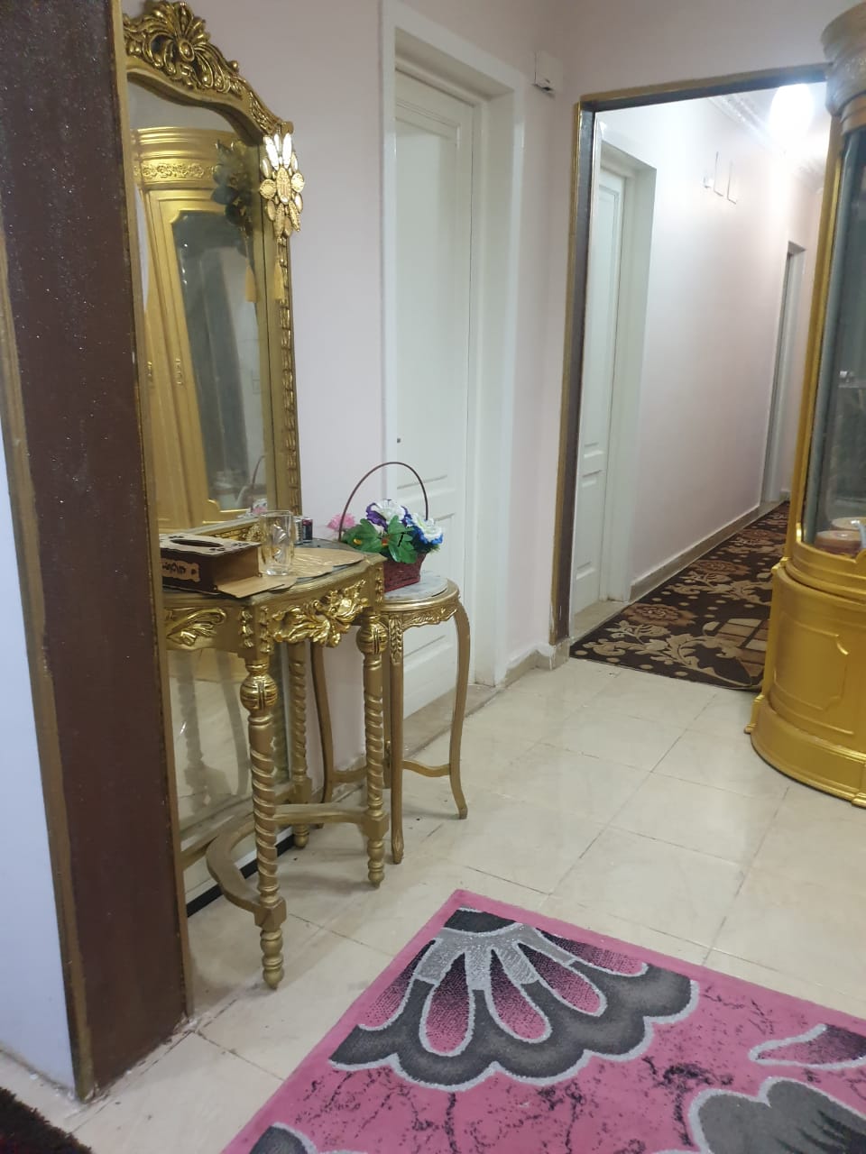 شقة في مدينتي 165 م2 للإيجار مفروش على حديقة تشطيب خاص 40,000 ج 